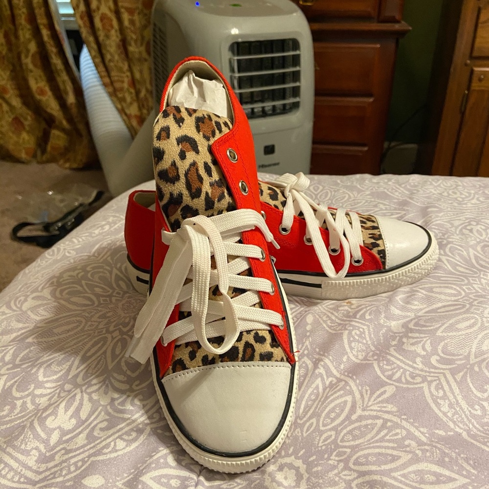 Sneakers